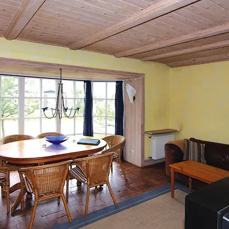 Holiday Homes Blaues Domizil - Dos08132-lya
